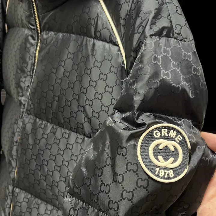 GUCCI  ダウンコート フルジップ