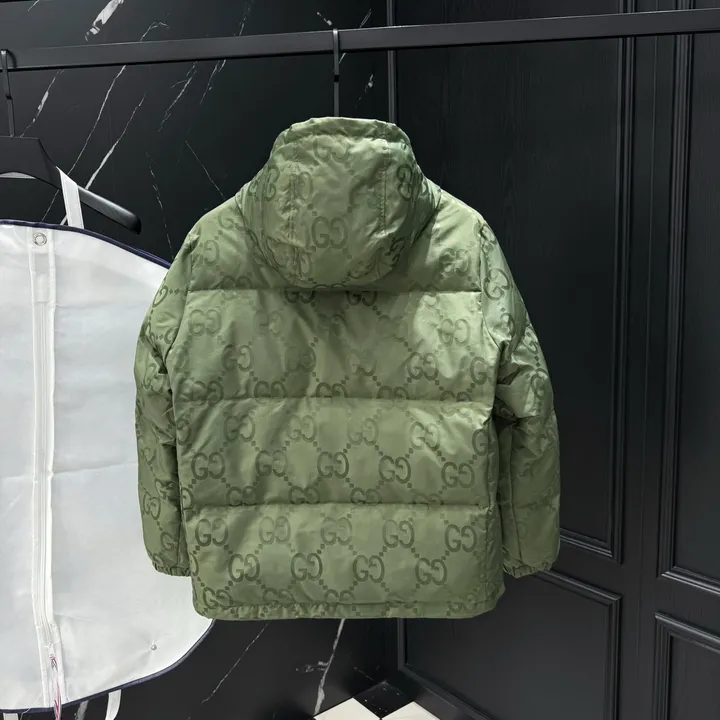 GUCCI GGジャカード ダウンジャケット