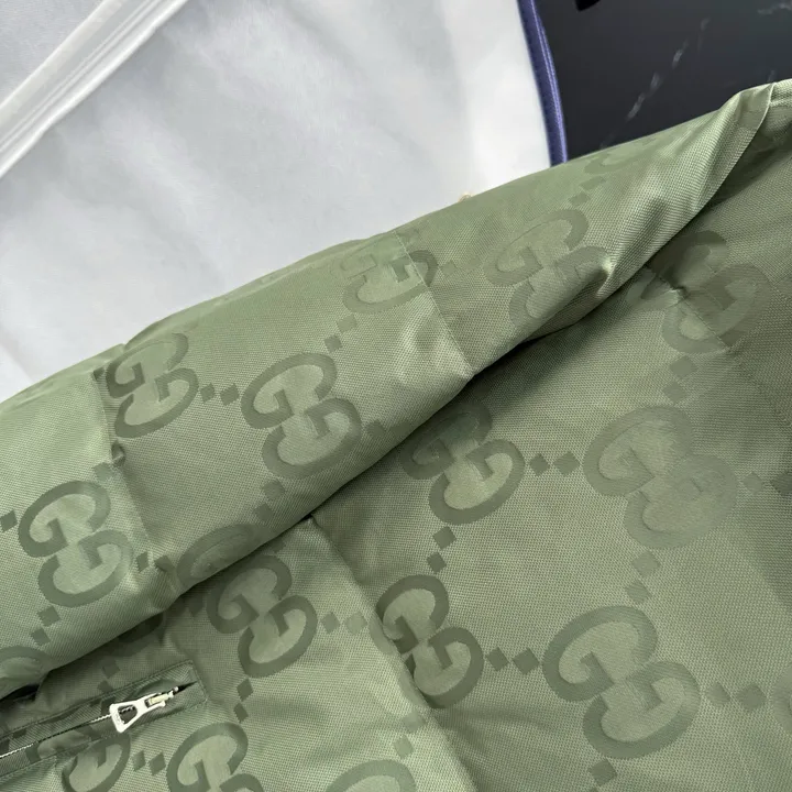 GUCCI ナイロン ダウンコート