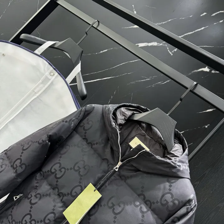 グッチ ダウン 撥水加工
