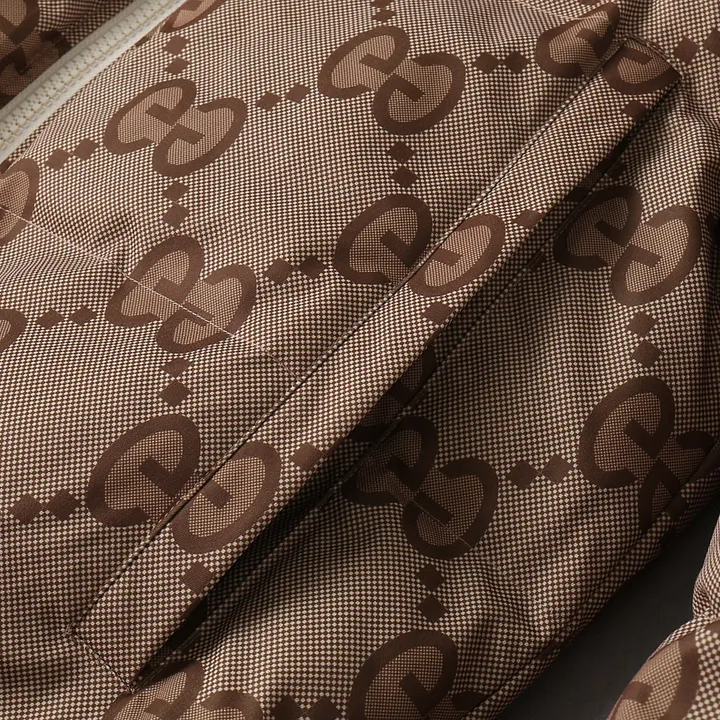 秋冬新品 GUCCI ダウンジャケット