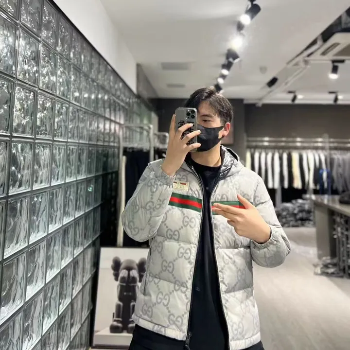 グッチ 服 ダウン