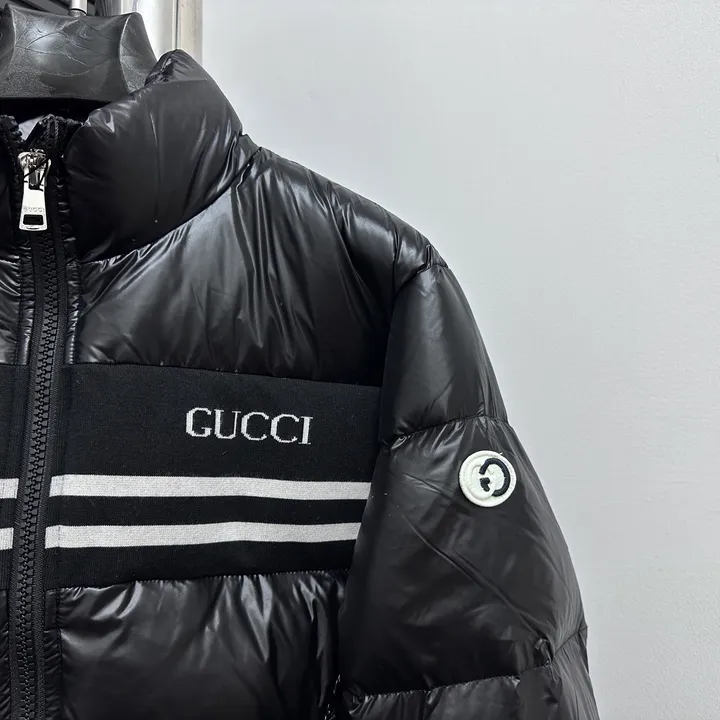 GUCCI ナイロン パファージャケット