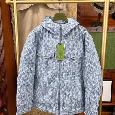 GUCCI ダウンジャケット