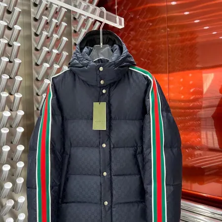 GUCCI ダウンジャケット