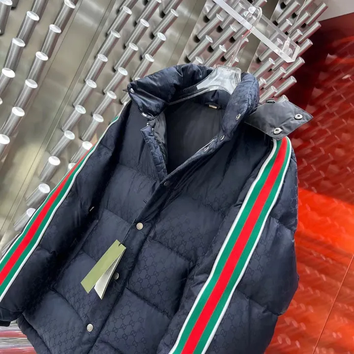 GUCCI ダウンジャケット