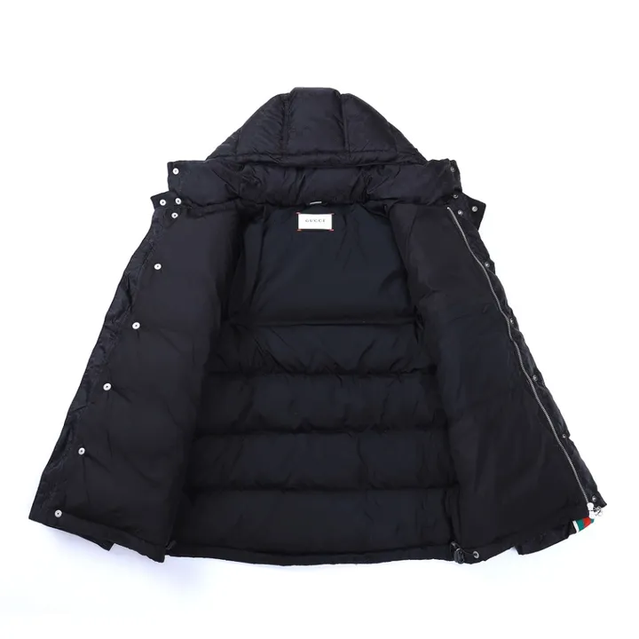 GUCCI ウェブストライプ ダウンジャケット