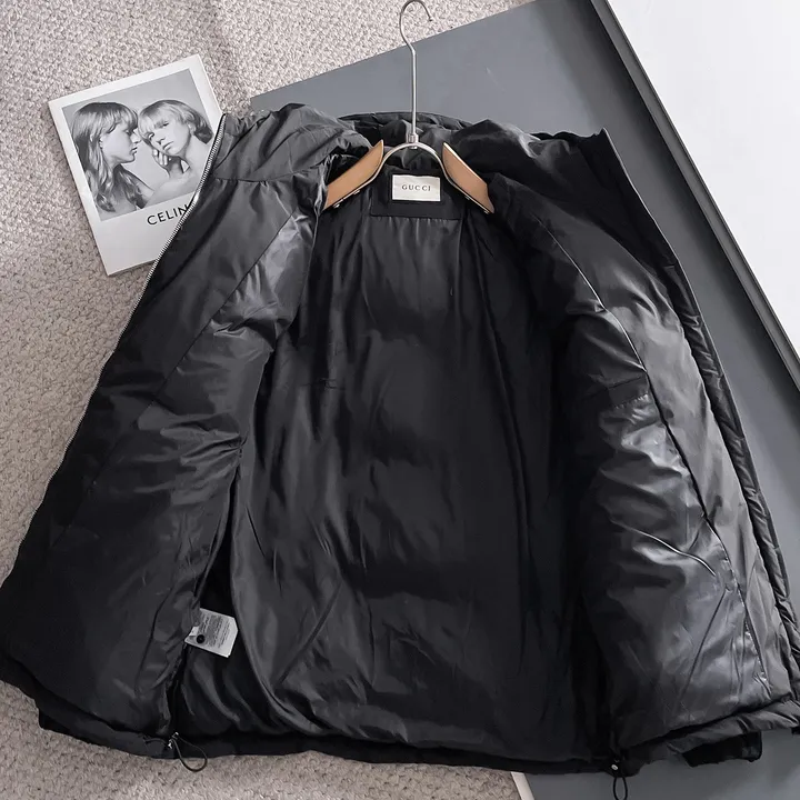 GUCCI ショート丈 ダウンジャケット