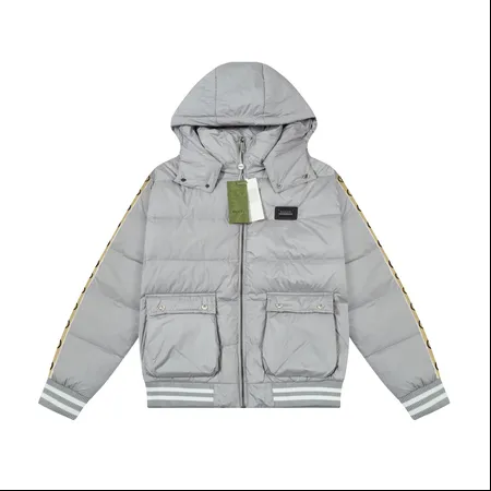 激安 GUCCI ダウンジャケット