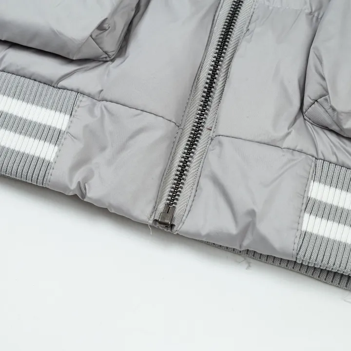 激安 GUCCI ダウンジャケット