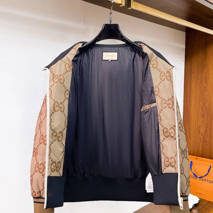グッチ 衣料品 アウター
