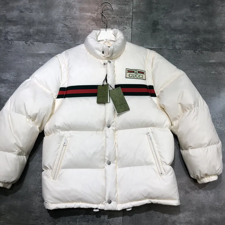 グッチ ショート丈 ダウンジャケット