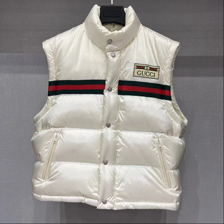 GUCCI ダウンベスト