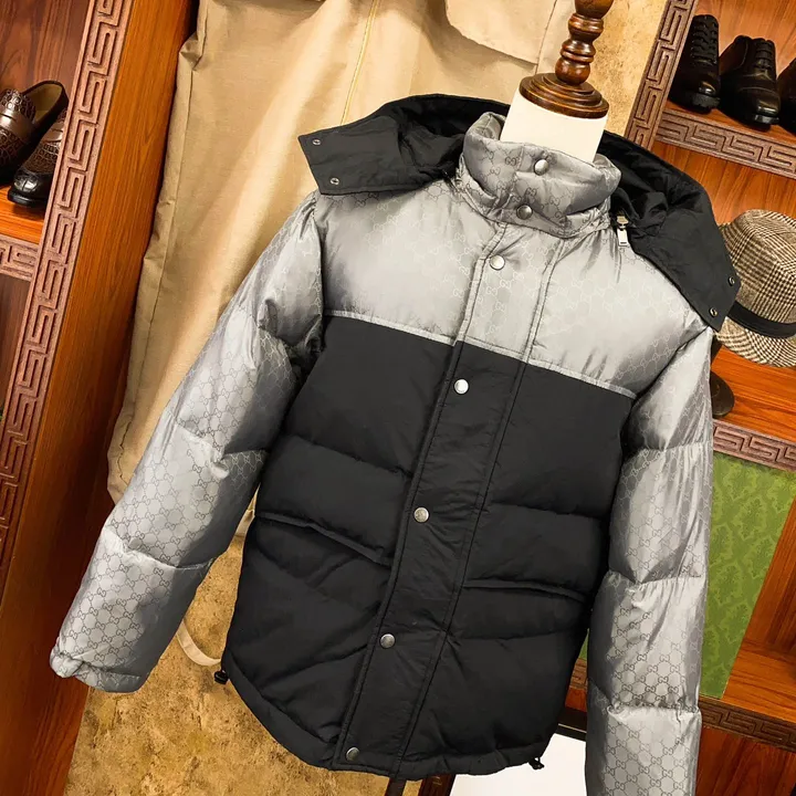 GUCCI GGジャガード ダウンジャケット