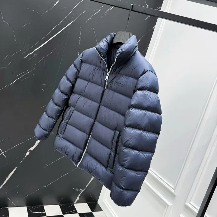 グッチ スタンドカラー ダウン