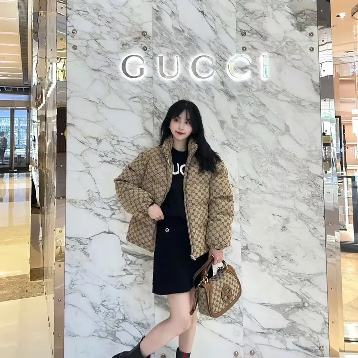 グッチ フード アウター