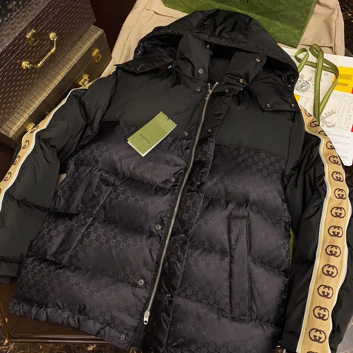 グッチ ダウンジャケットスーパーコピー