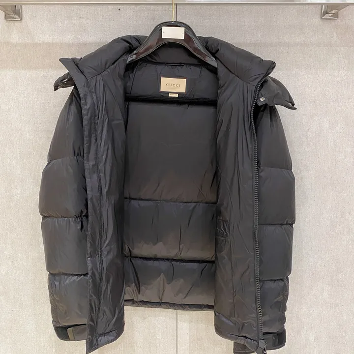グッチ ダウン 大きいサイズ