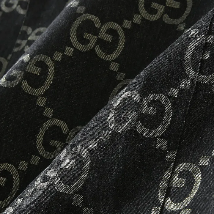 GUCCI ダウン バイカラー