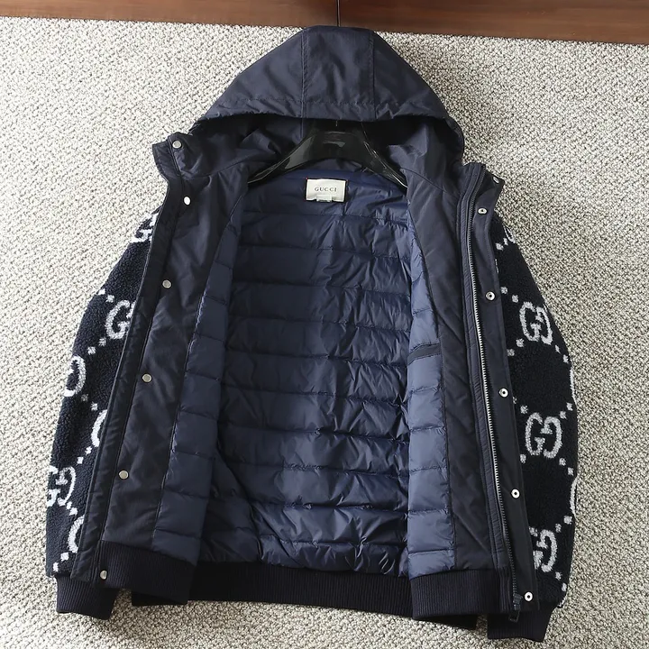 ブランド ダウンジャケット 偽物