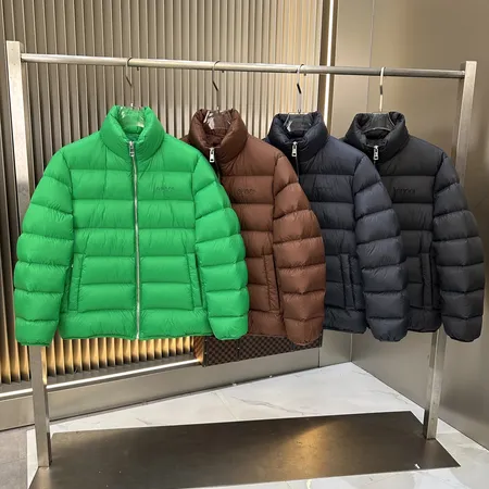 グッチ ライトダウン ショート丈