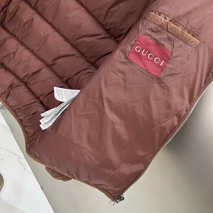 グッチ メンズ ライトダウン