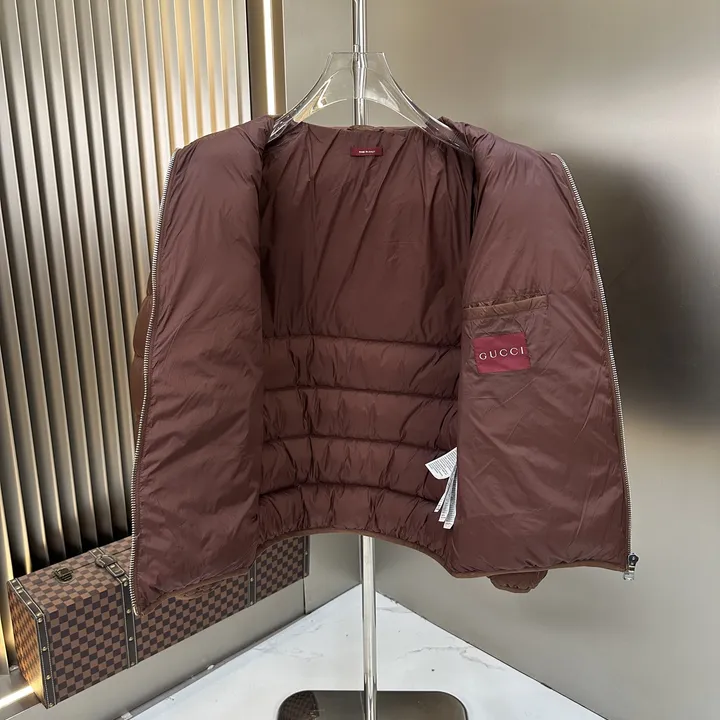 GUCCI ライトダウン レディース