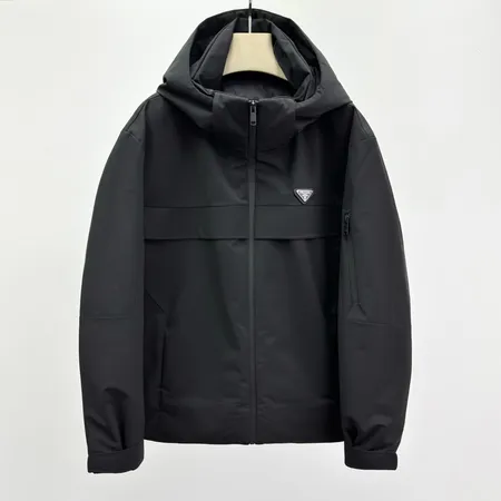 プラダ メンズ ダウンジャケット