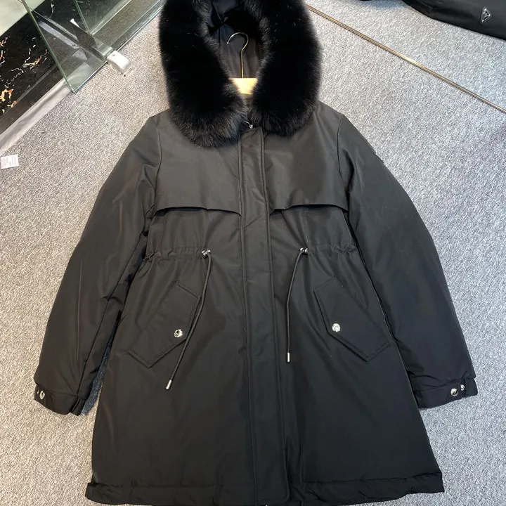 PRADA 伸縮性ウエスト ダウンジャケット