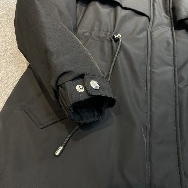 プラダ レディース ダウンジャケットミドル丈