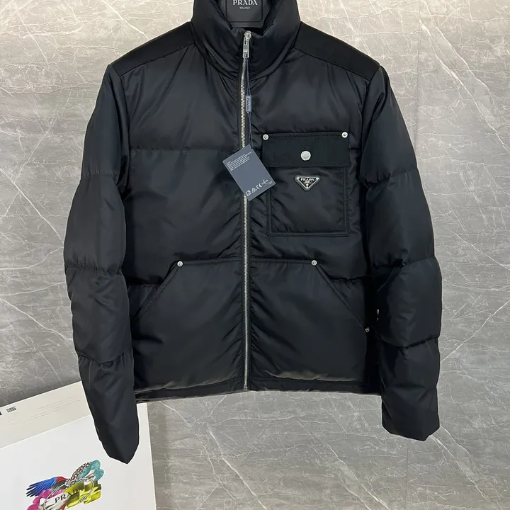 PRADA ダウンジャケット SGC584