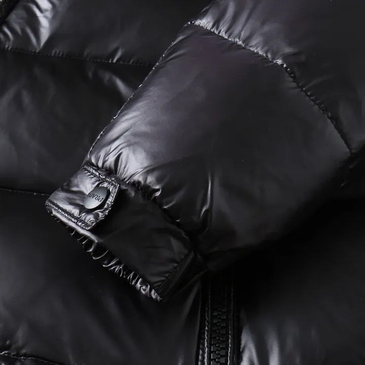 PRADA アウトドア ダウン