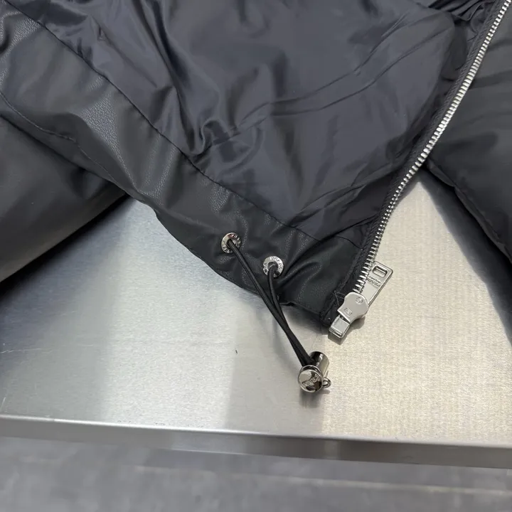 Prada ダウンジャケット 防寒