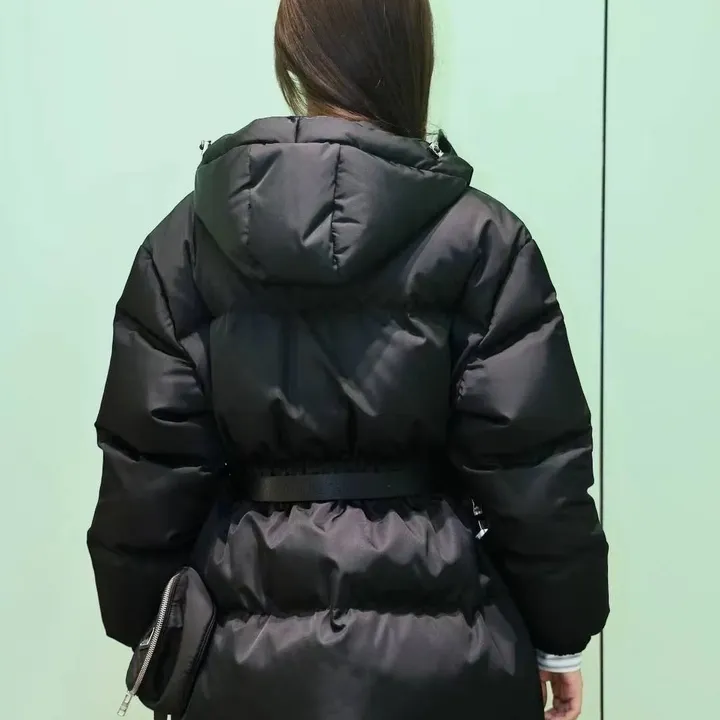 プラダ ウエストベルト ダウンジャケット