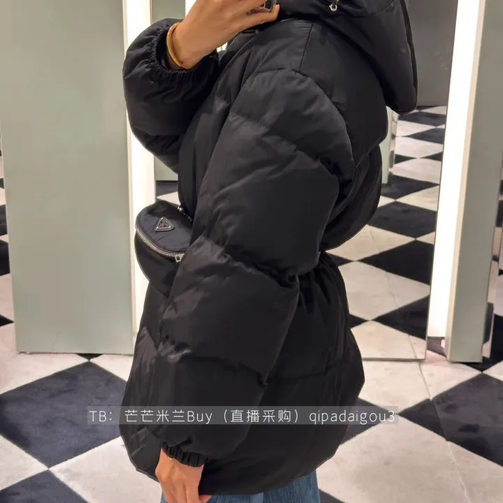 レディースダウン ブラック PRADA