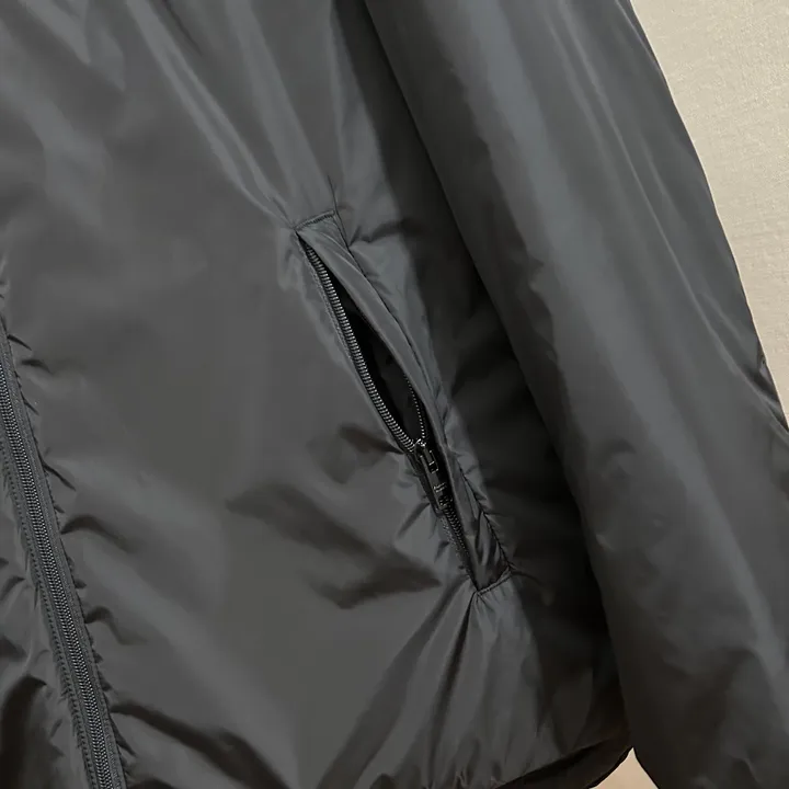 Prada 冬 暖かい 防寒着