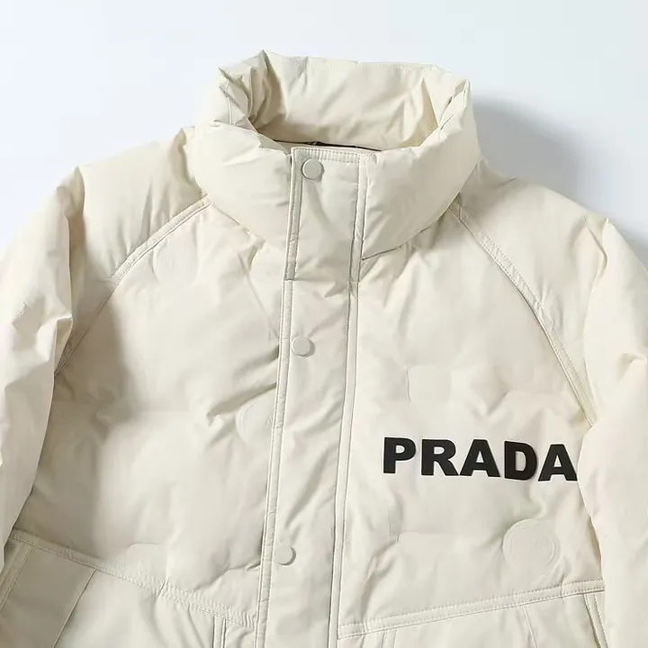 PRADA ブラック ダウン