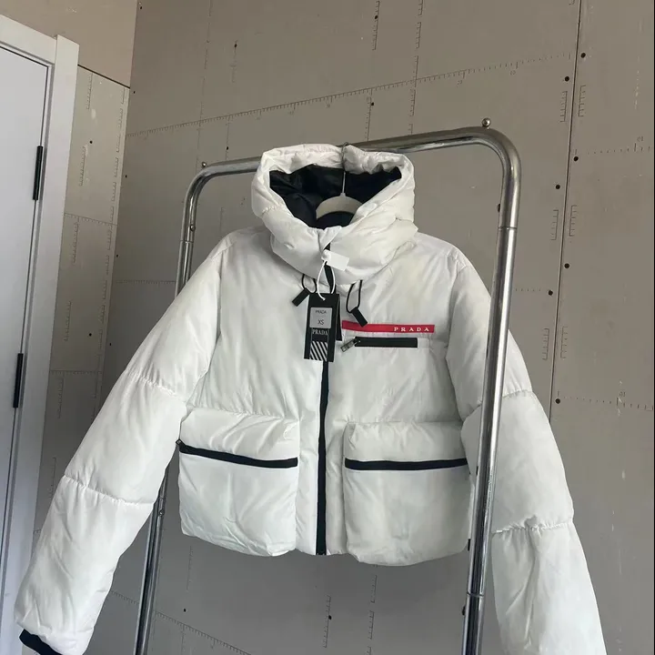 プラダ ショートダウン レディース