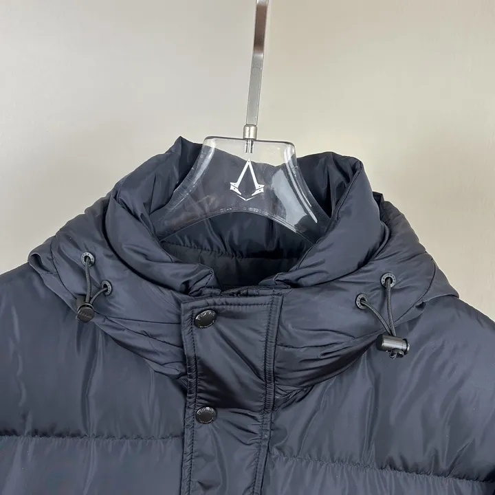 プラダ 男性 冬服 コート