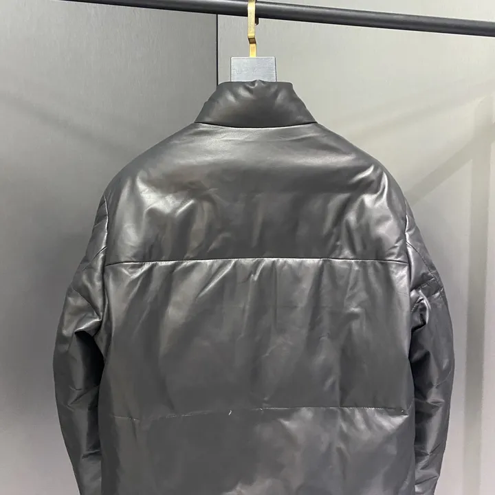 PRADA ブラック パファージャケット