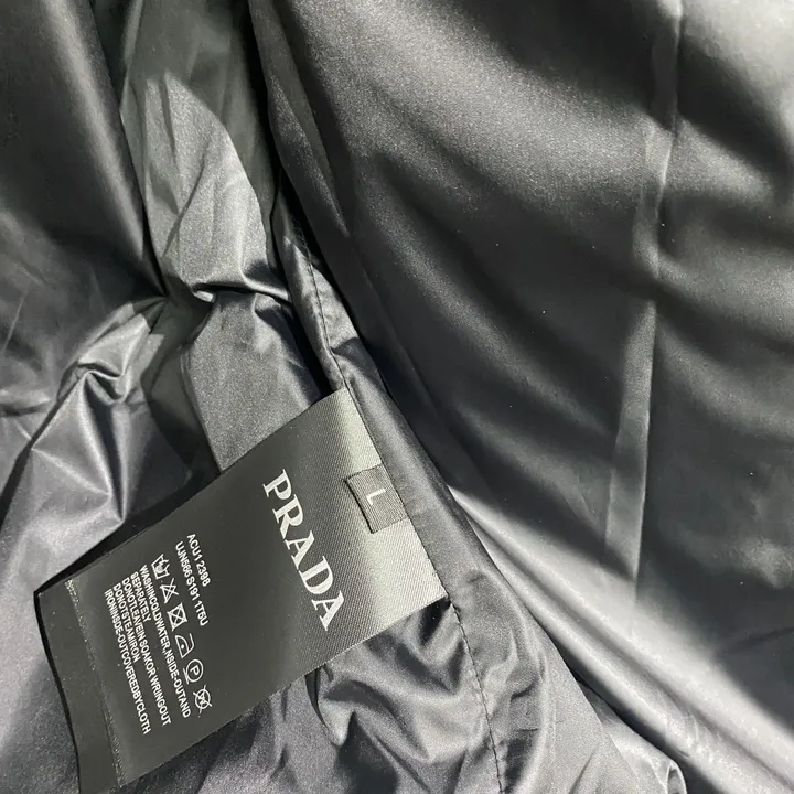 PRADA メンズ ジャケット本革