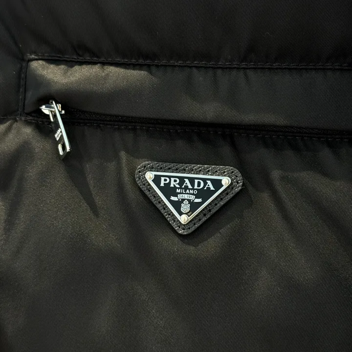 プラダ 厚手 秋冬ダウン