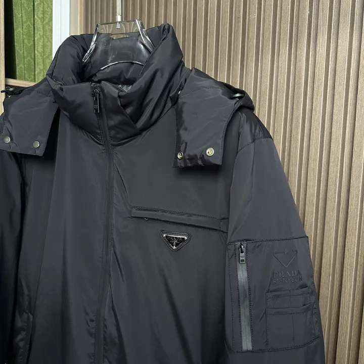 プラダ ダウン メンズ 人気