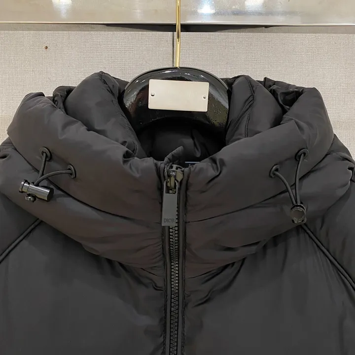 ディオール ダウン 偽物