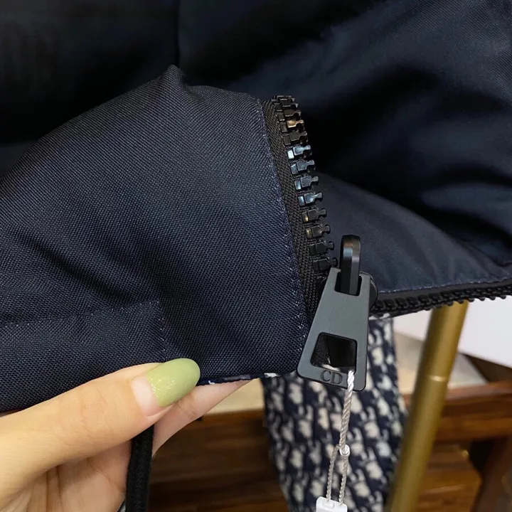 Dior オブリーク ダウンジャケット