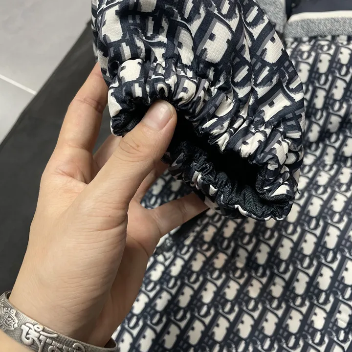 Dior テクニカル ファブリック ダウンジャケット