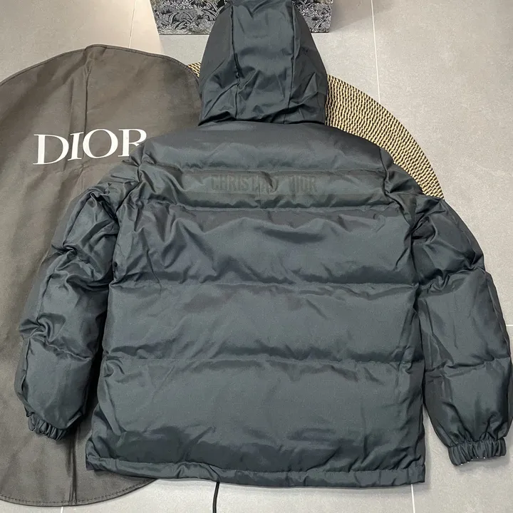 Dior リバーシブル ダウンアウター