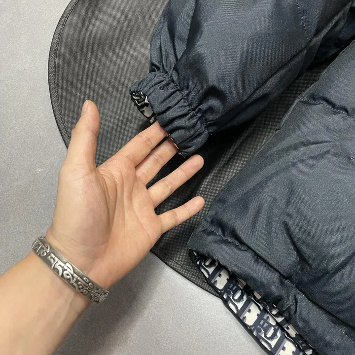 Dior リバーシブル ダウンアウター