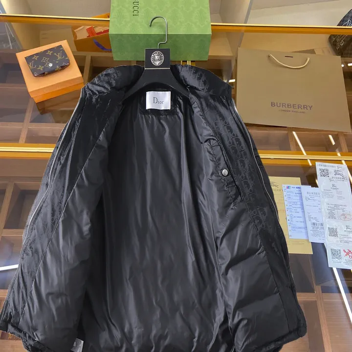 ディオール ライトダウン