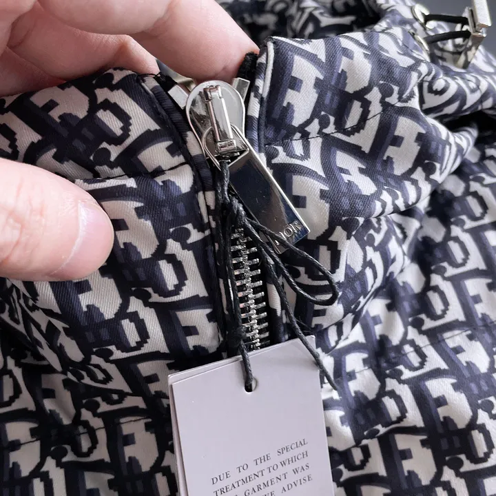 ディオール ダウンコート